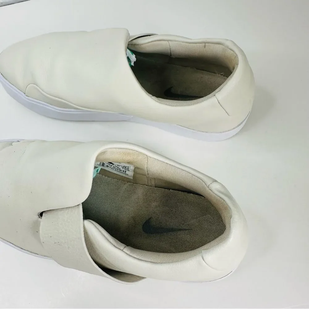 Nike Ivory Leather Slip On Sneakers Women Size 7.5‎ Flaw
